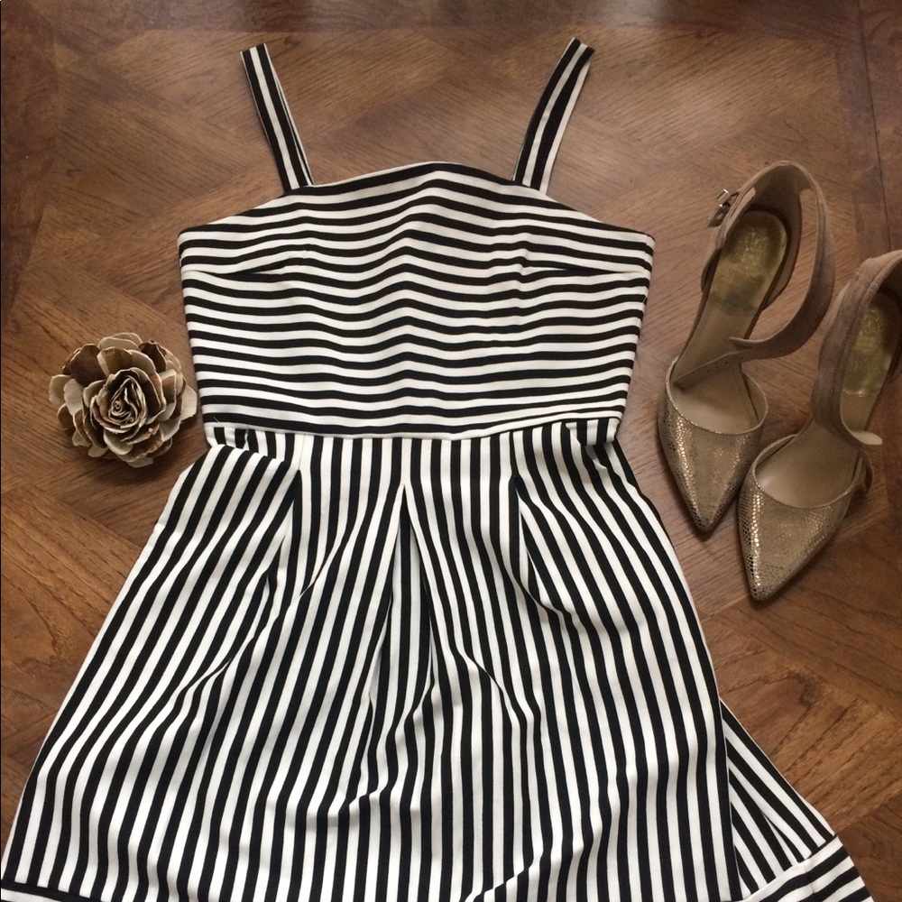 Gorgeous Dress!!